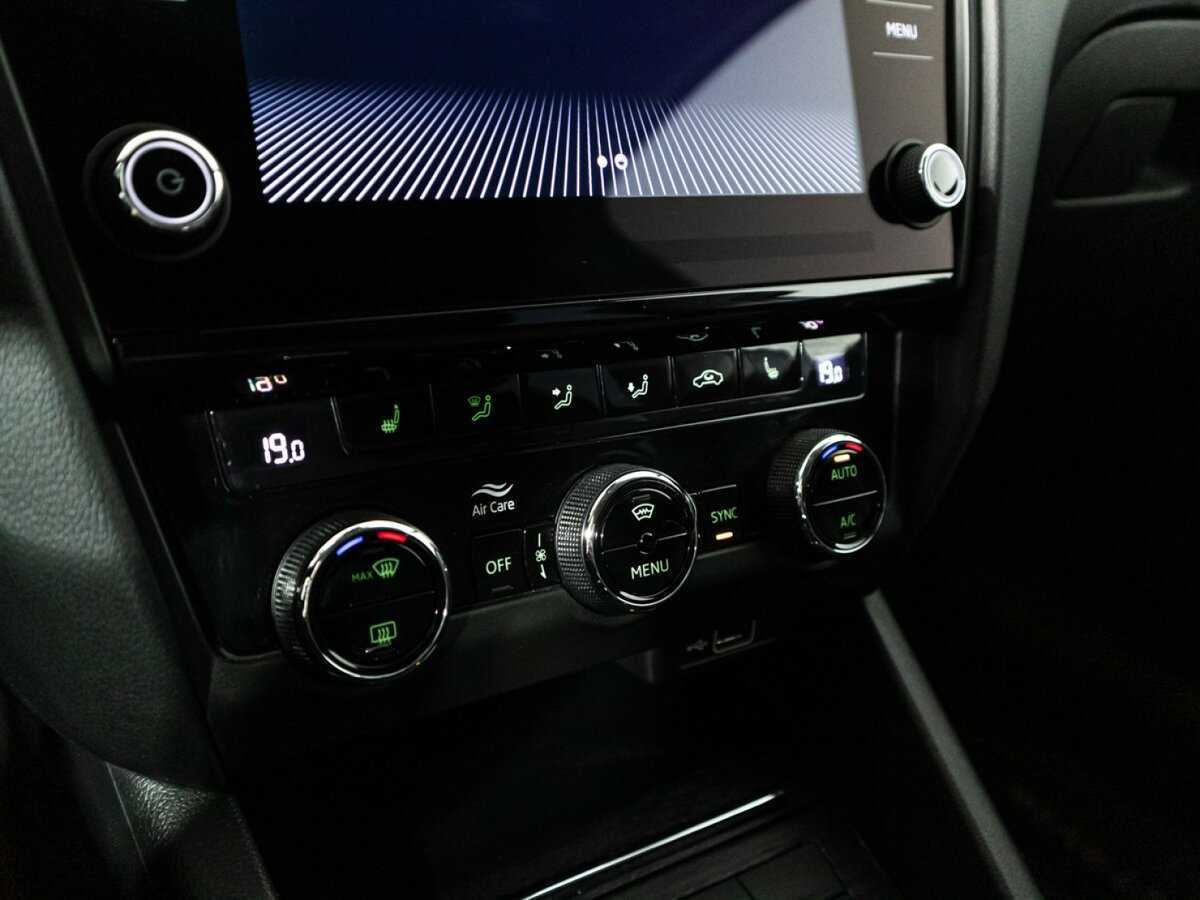 Купить Skoda Octavia, 2020, 122 772 км, фото №19