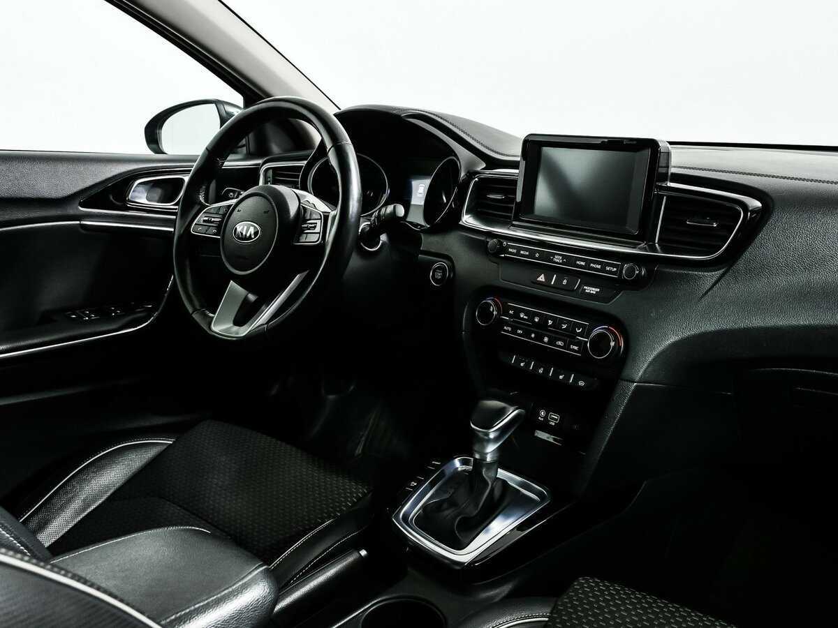 Купить Kia Ceed, 2019, 82 671 км, фото №9