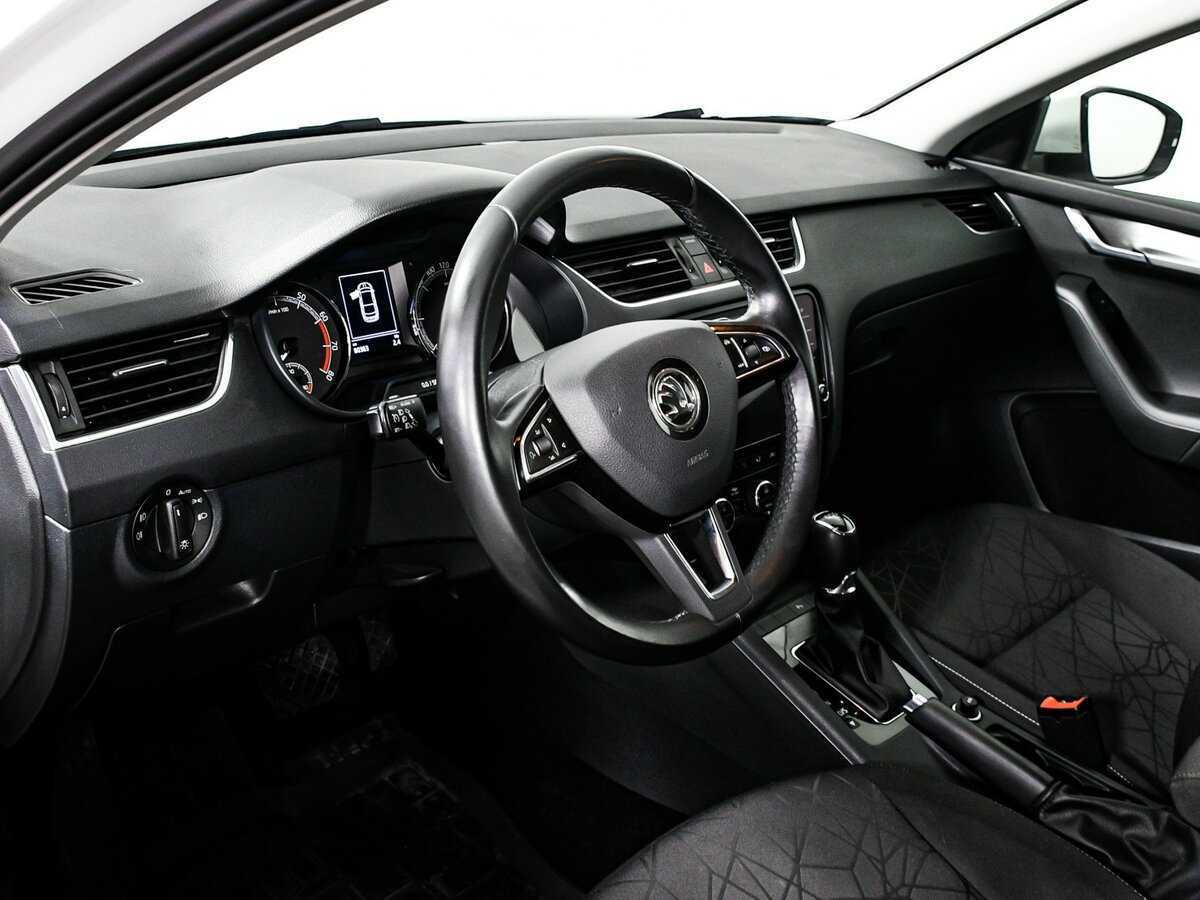 Купить Skoda Octavia, 2019, 80 360 км, фото №10