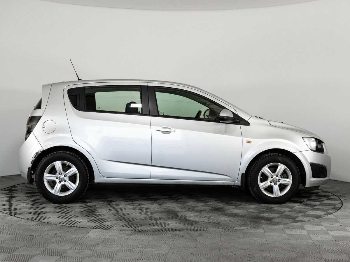 Купить Chevrolet Aveo, 2013, 246 800 км, фото №4