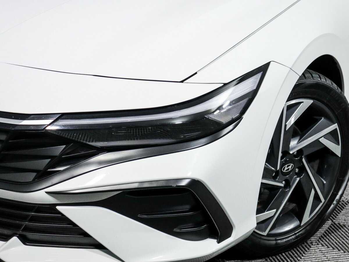 Купить Hyundai Elantra, 2023, 15 220 км, фото №13