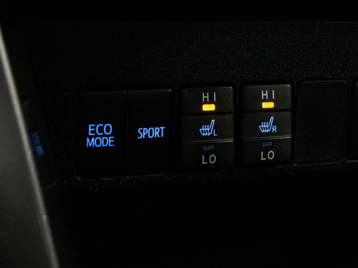 Купить Toyota RAV4, 2017, 159 813 км, фото №13