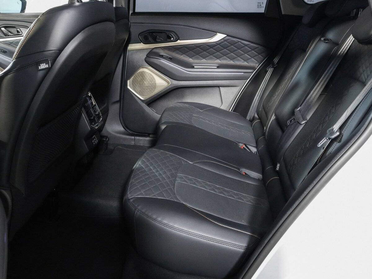 Купить Exeed TXL, 2023, 28 284 км, фото №10