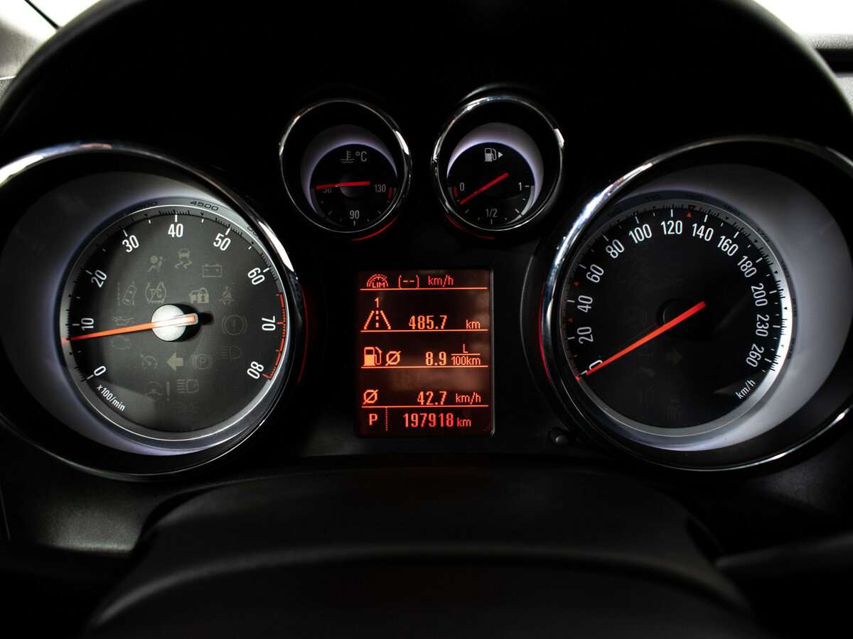 Купить Opel Astra, 2013, 197 822 км, фото №10