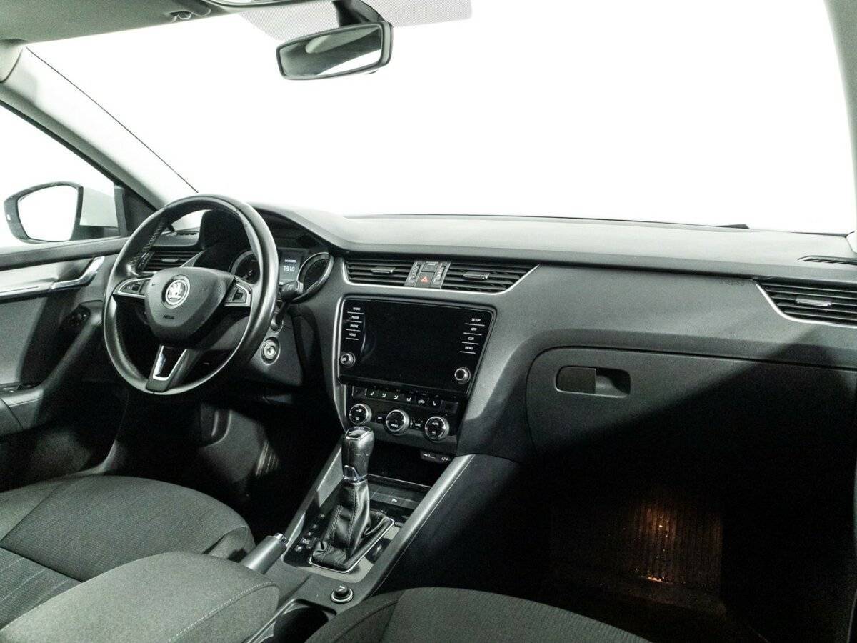 Купить Skoda Octavia, 2017, 187 937 км, фото №9