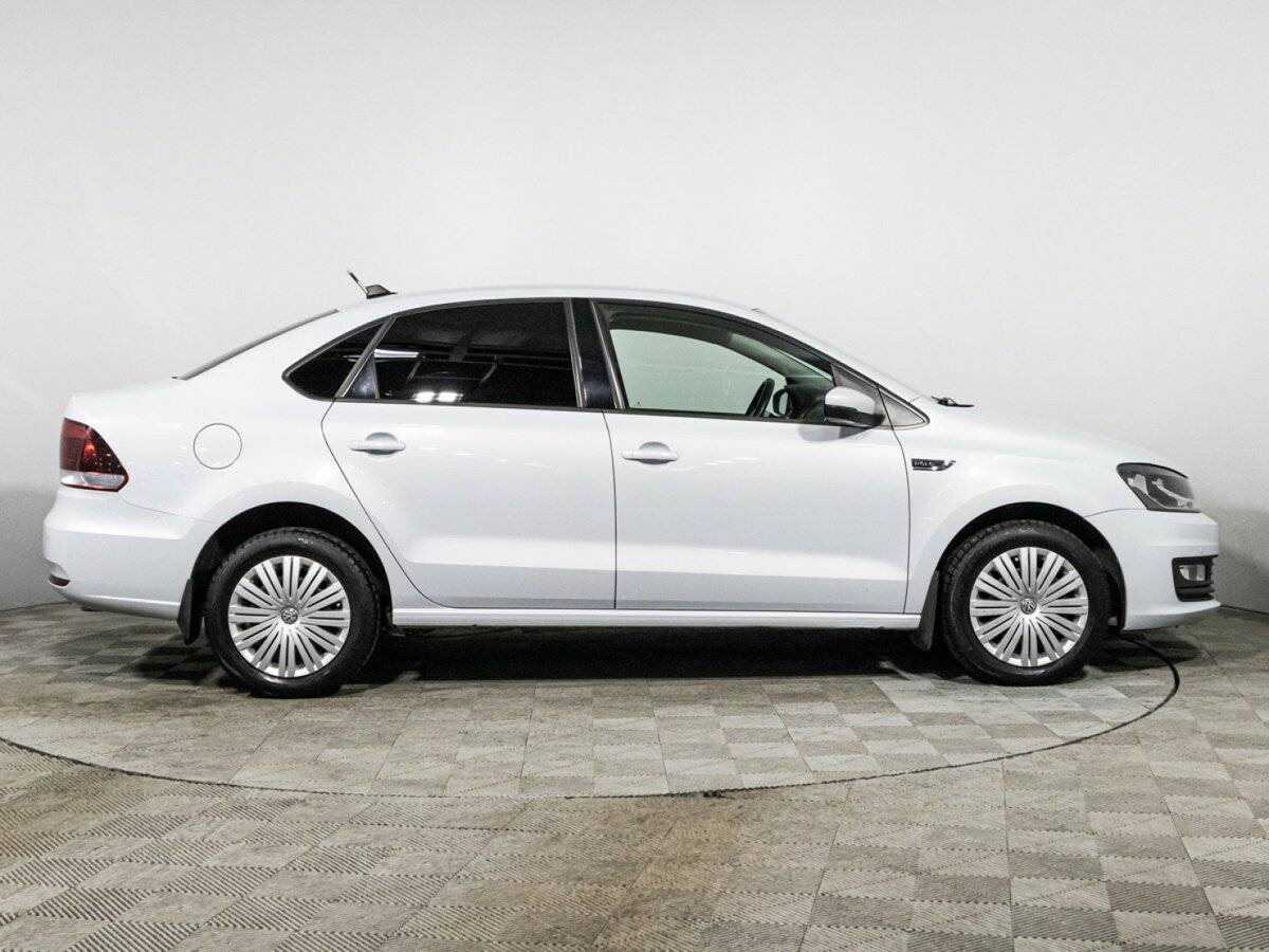 Купить Volkswagen Polo, 2018, 136 113 км, фото №4