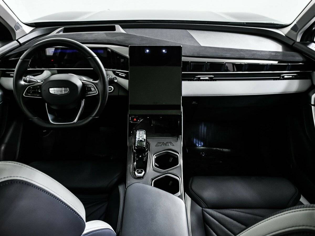 Купить Geely Atlas, 2023, 50 472 км, фото №11