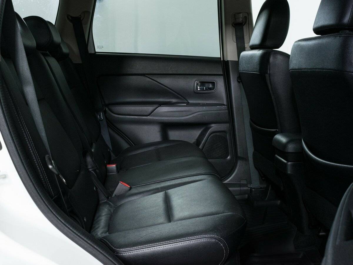 Купить Mitsubishi Outlander, 2016, 178 926 км, фото №12