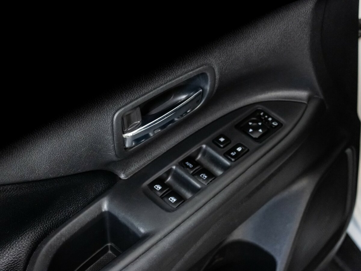 Купить Mitsubishi Outlander III Рестайлинг 2, 2017, 191 296 км, фото №13