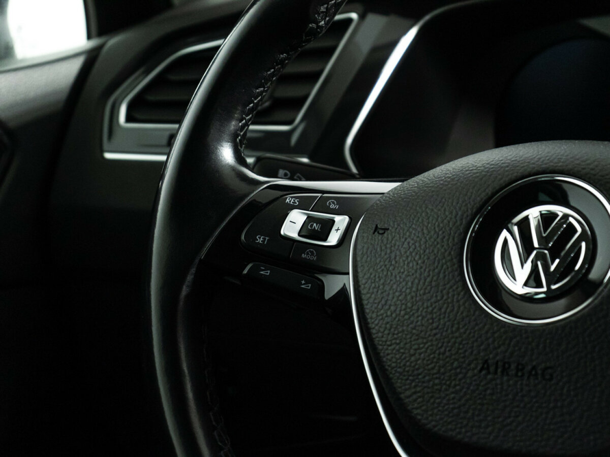 Купить Volkswagen Tiguan II, 2018, 132 436 км, фото №17